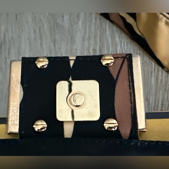 FENDI SS20 Floral Nylon Baguette Convertible Bag w RECEIPT/ TAGS - Picture 9 of 16